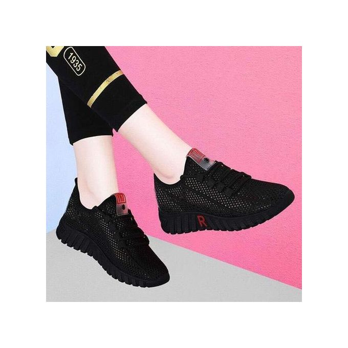 baskets-de-sport-pour-femme-chaussures-noir.jpg baskets de sport pour femme chaussures noir