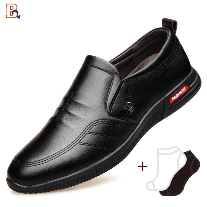chaussures-en-cuir-pour-hommes-chaussures-decontractees-chaussettes-cadeau.jpg chaussures en cuir pour hommes chaussures decontractees chaussettes cadeau