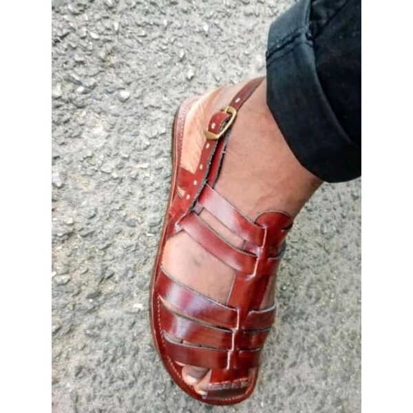 Sandale En Cuir Fermé