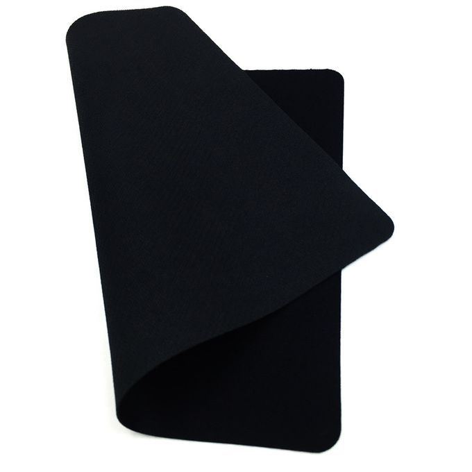 tapis-de-souris-base-en-gomme-anti-derapante-noir.jpg tapis de souris base en gomme anti derapante noir