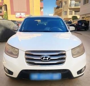 HYUNDAI Santa